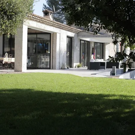 Villa Luxurious 4 Bedrooms In Secluded Area, Swimming Pool *